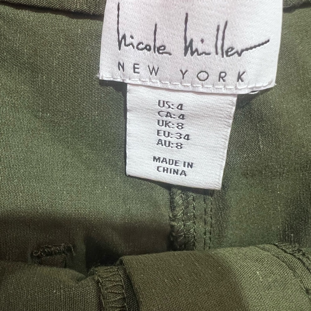 Nicole Miller Dark Green Women's Cargo Shorts - Picture 3 of 4